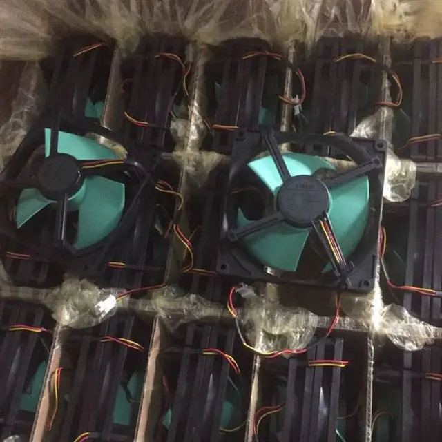 NMB-MAT FBA12J15V 1B17B79 холодильник вентилятор постоянного тока напряжением 15 Вт 0.28A 125x125