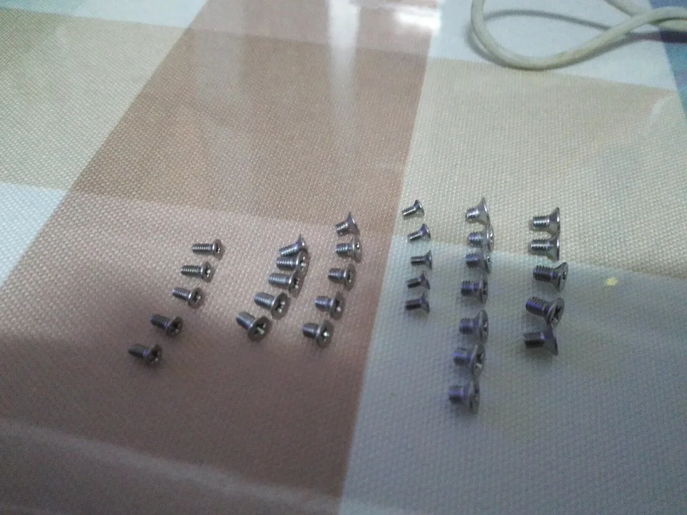 30pcs/lot M2/M2.5/M3*4/5mm stainless steel phillips cross flat head small screws for leather belts waistband assorment kit232 |