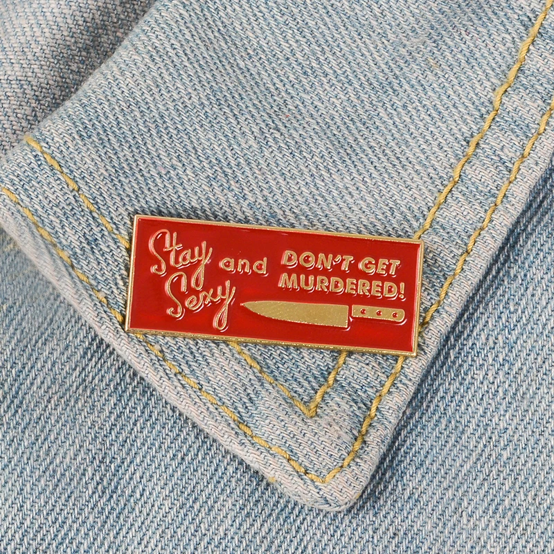 Оставайтесь сексуальными заколками красная кровь и нож Броши Pinback рюкзак с нашивками сумка шляпа кожаные куртки модный аксессуар