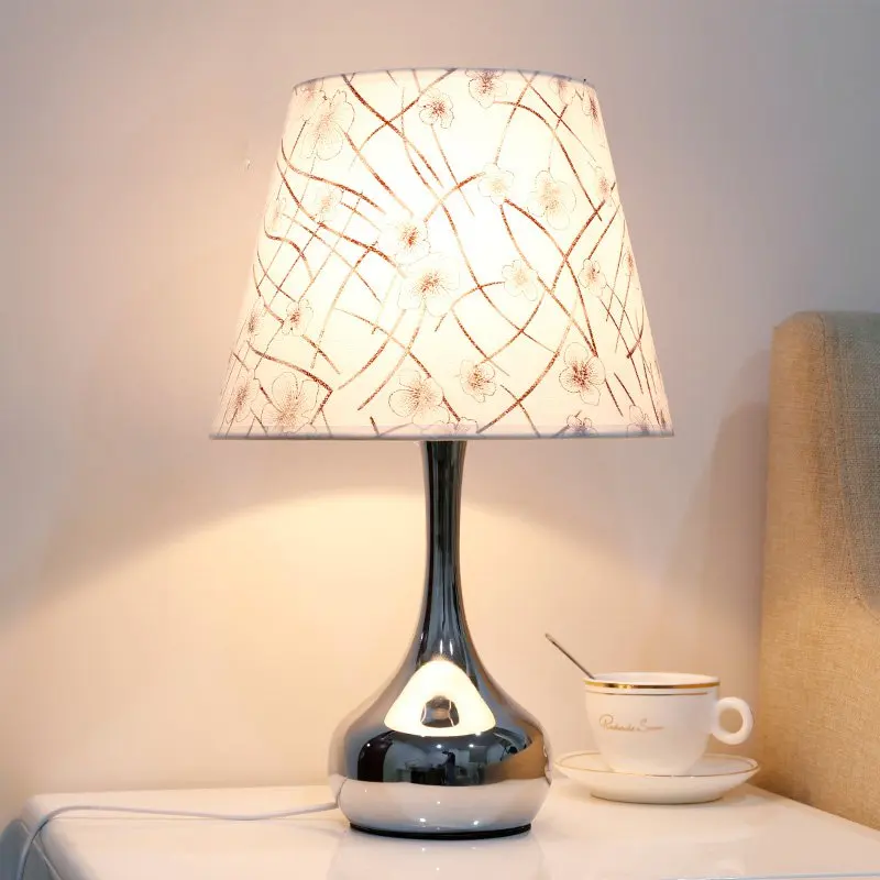 Современные европейские Настольные светильники для спальни хромированное