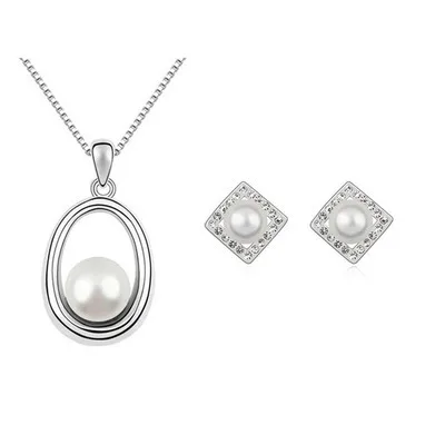 Женский ювелирный комплект из колье и серёг с искусственным жемчугом | Украшения