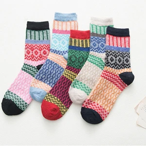 5 Pairs Random Color NEST 5 пар/партия, зимние толстые носки в национальном стиле, женские хлопковые модные теплые носки, качественные тканевые женские носки - Цвет: 5 Pairs Random Color