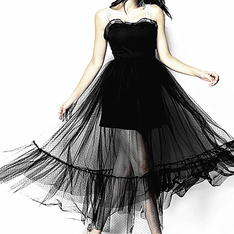 Женское летнее платье с открытой спиной дизайнерское подиумное на тонких