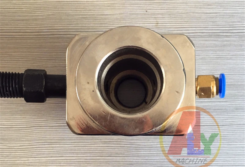 Инструмент для зажима инжектора общей топливной магистрали инжекторов DENSSO G3 D720