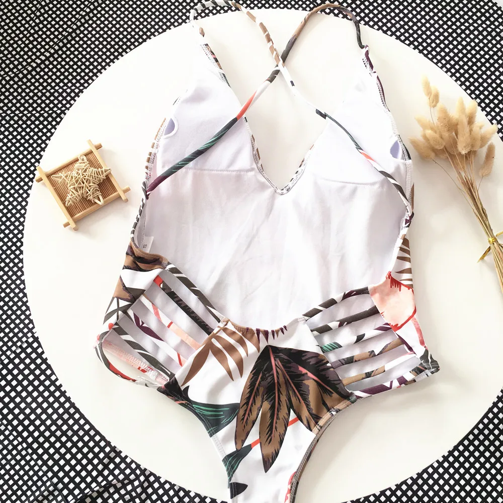 В лесу слитный купальник для женщин глубокий v-образный вырез открытая спина