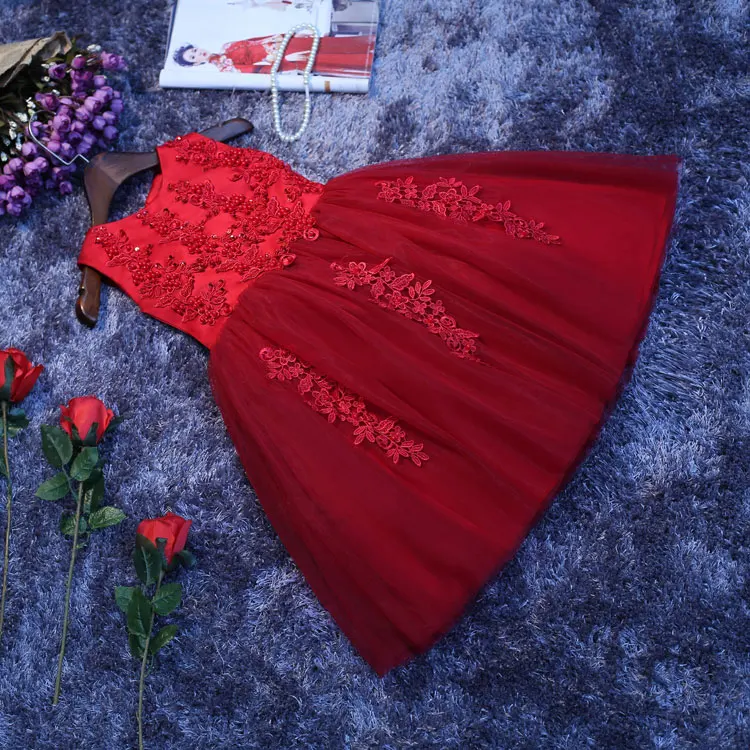 Красное платье для крещения малышей кружевное свадебное принцессы с бисером и