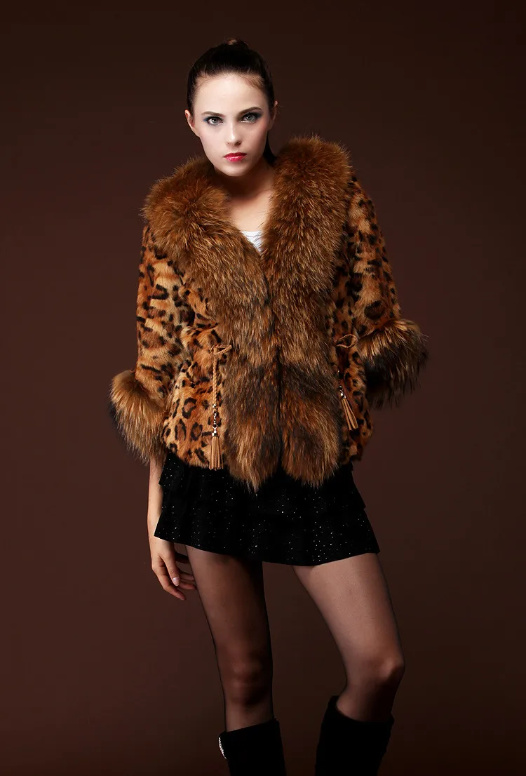 Шуба из лисьего меха женская жилетка средней длины в полоску 2019 | Женская одежда