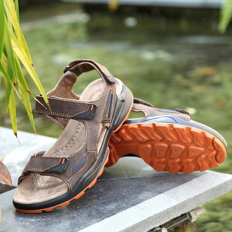 2020 мужские сандалии модные летние туфли на плоской подошве с застежкой липучкой