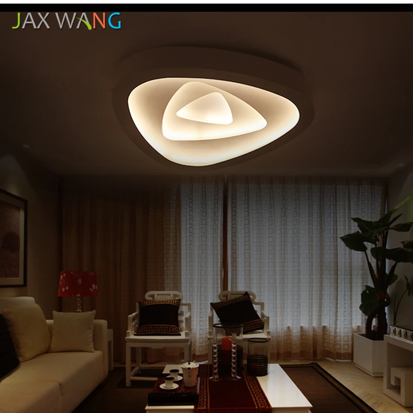 Светодиодная потолочная лампа в форме лепестка с пультом дистанционного