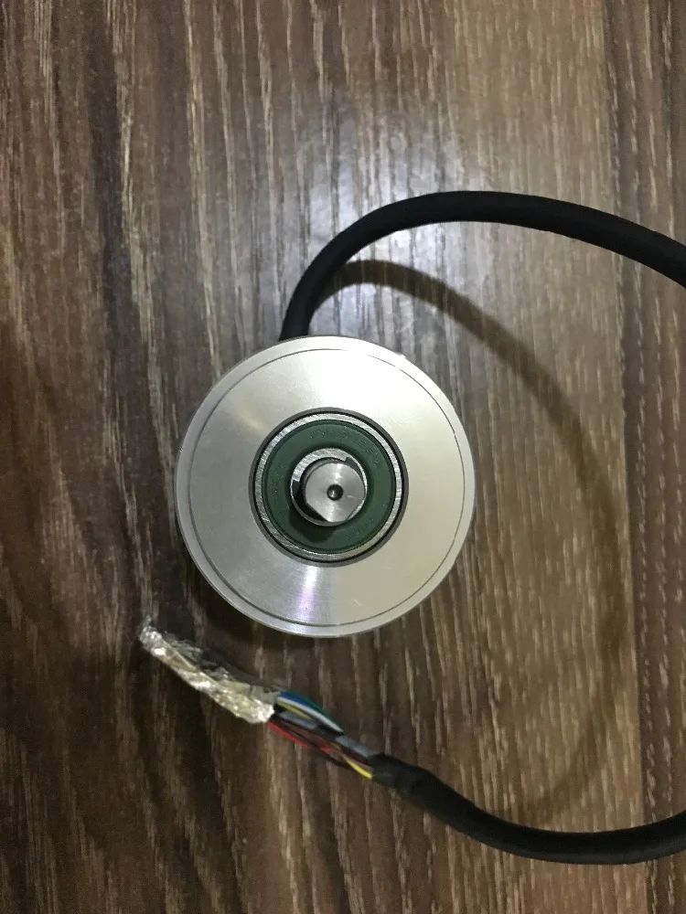 Yuheng 8-позиционный револьверный кодировщик WXJ-14-8-18-G24C-0.3m новый оригинальный
