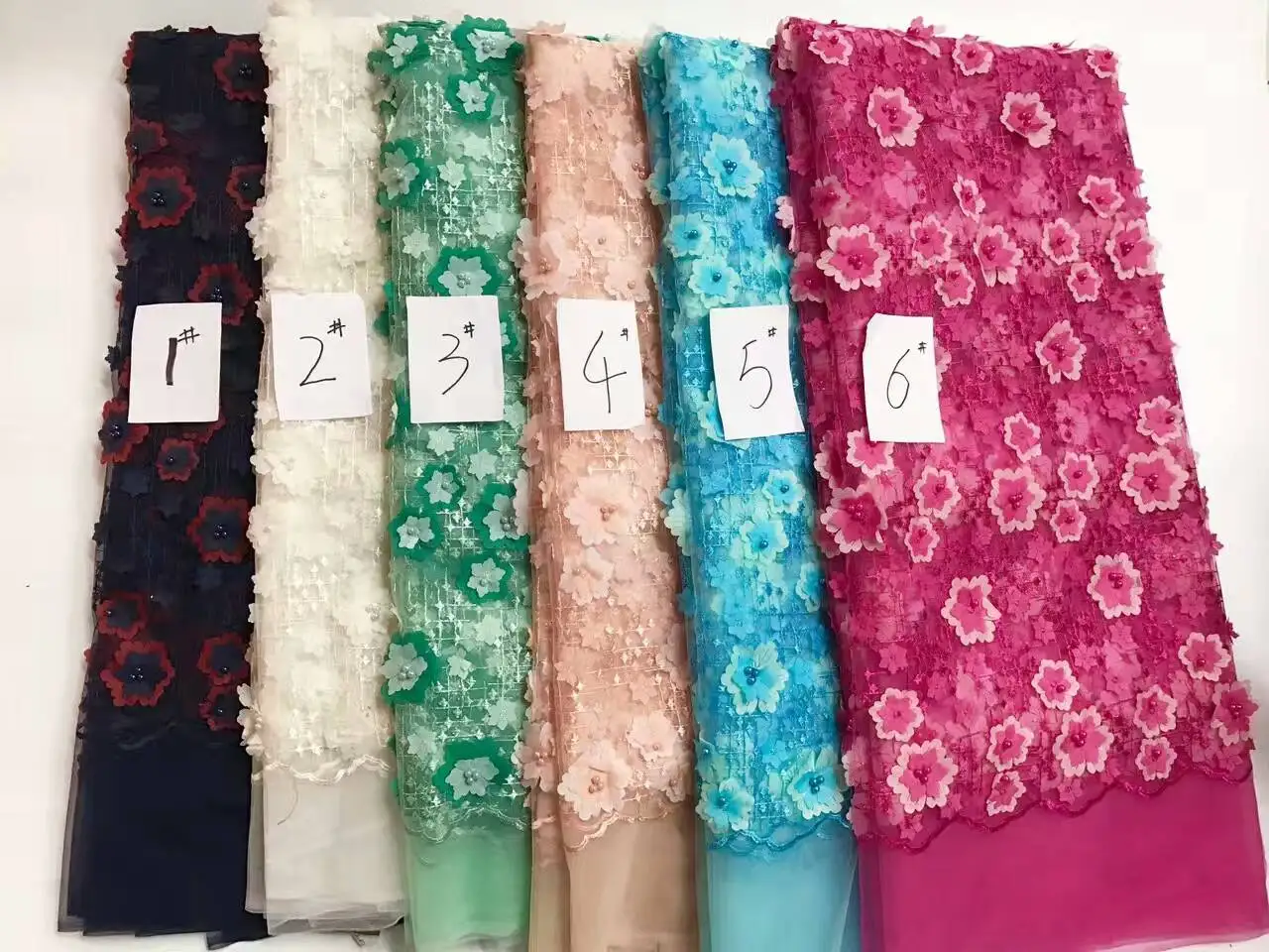 

Bridal Net Lace Graceful 2018 African Lace Fabric High Quality 3D Nigerian Lace Fabrics For Wedding Dress J1068