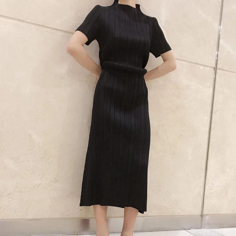 LANMREM Summer New Fashion Temperament Women Loose Plus Casual Half-neck Short Sleeve Pleated Solid Color Dress TC258