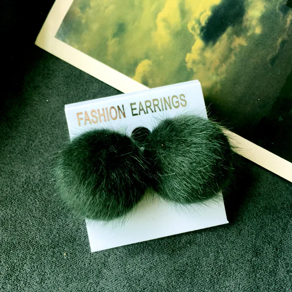 Осень 2017 г. и зимние модные плюшевые круглый Серьги Япония Южная Корея