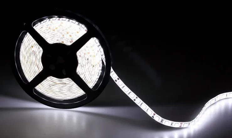 Высококачесветодиодный светодиодные ленты 5050 5 м 150 RGB красный синий зеленый