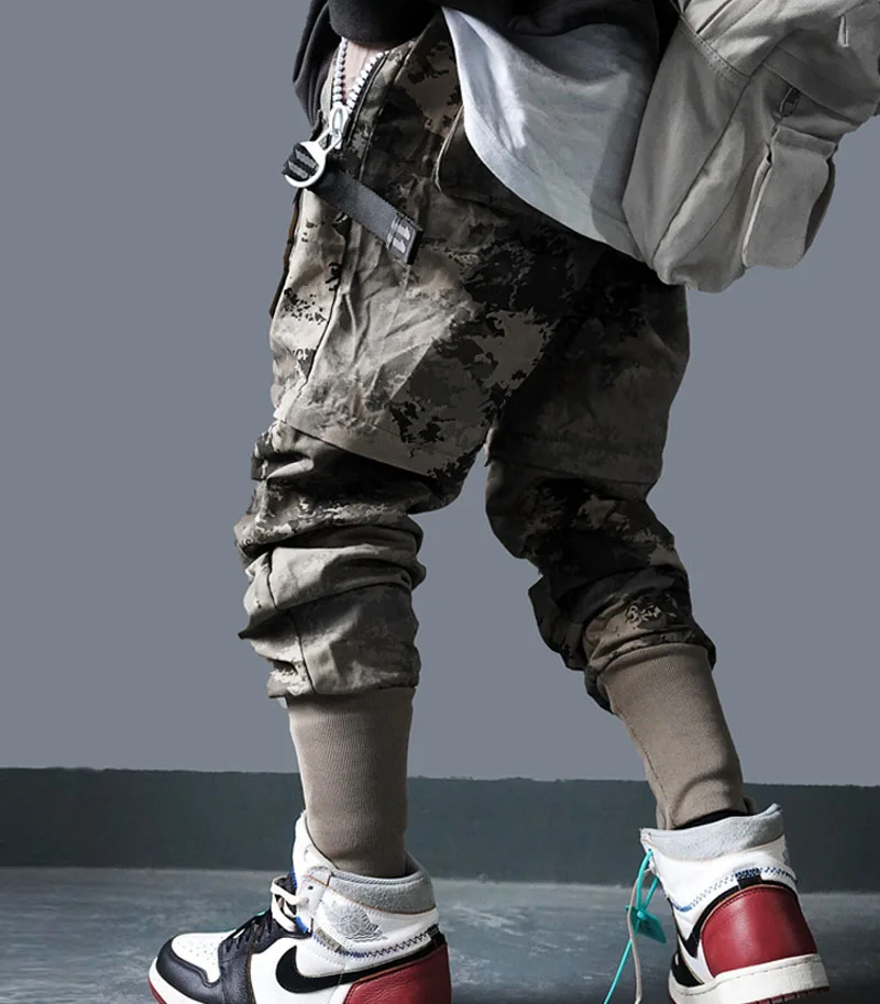 

New Solid Multi Pocket Streetwear Pants Men Hiphop Joggers Casual Outwear Straight Slacks Long Trousers Pantalones Hombre
