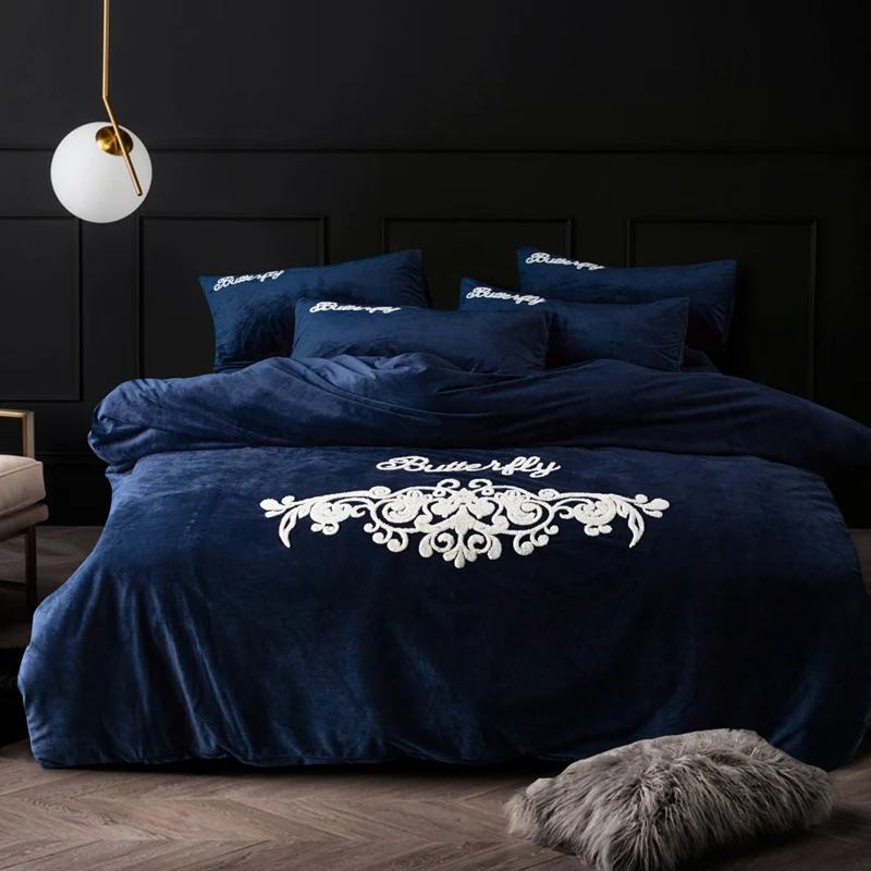 Роскошные зимние комплекты постельного белья с черной вышивкой 4 шт. Королевский