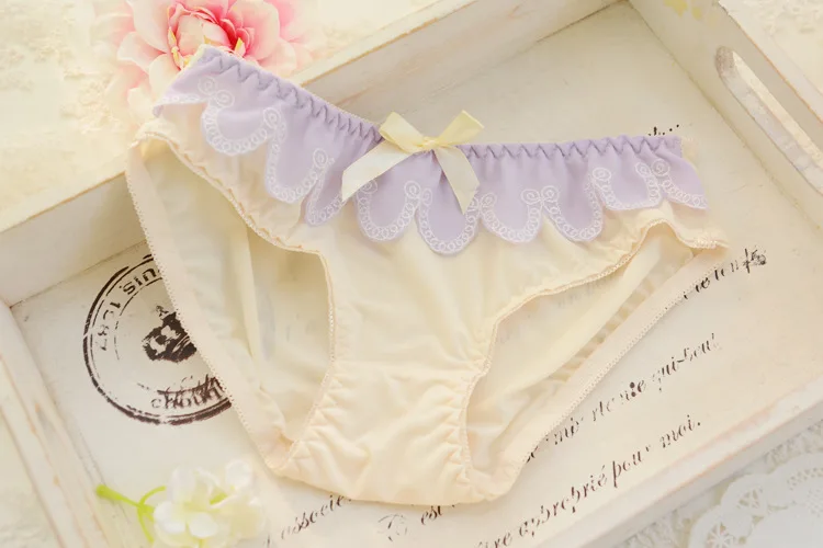 Комплекты сексуального нижнего белья с бюстгальтером брендовые комплекты