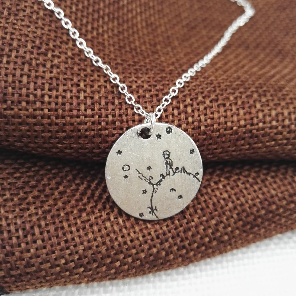 10 шт. Новое поступление одинокое ожерелье Маленького принца под луной со звездой