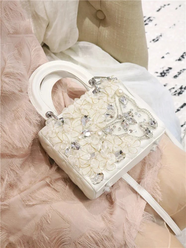 Женские сумки через плечо ins super fire lace с бриллиантовым бантом, женская сумка с белыми кружевными цветами и кристаллами, красивые женские сумки