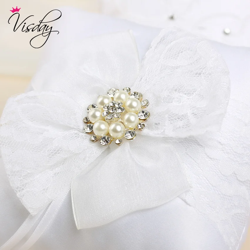 

Free Shipping 15cm White Satin And Lace Wedding Ring Pillow Wedding Supplies Wedding Accessories Decoration