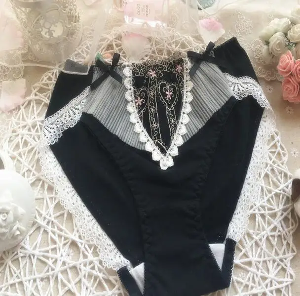 Новое поступление M L XL принцесса милые Лолита каваи хлопок аппликация вышивка сексуальные трусики Нижнее белье Короткие стринги WP397
