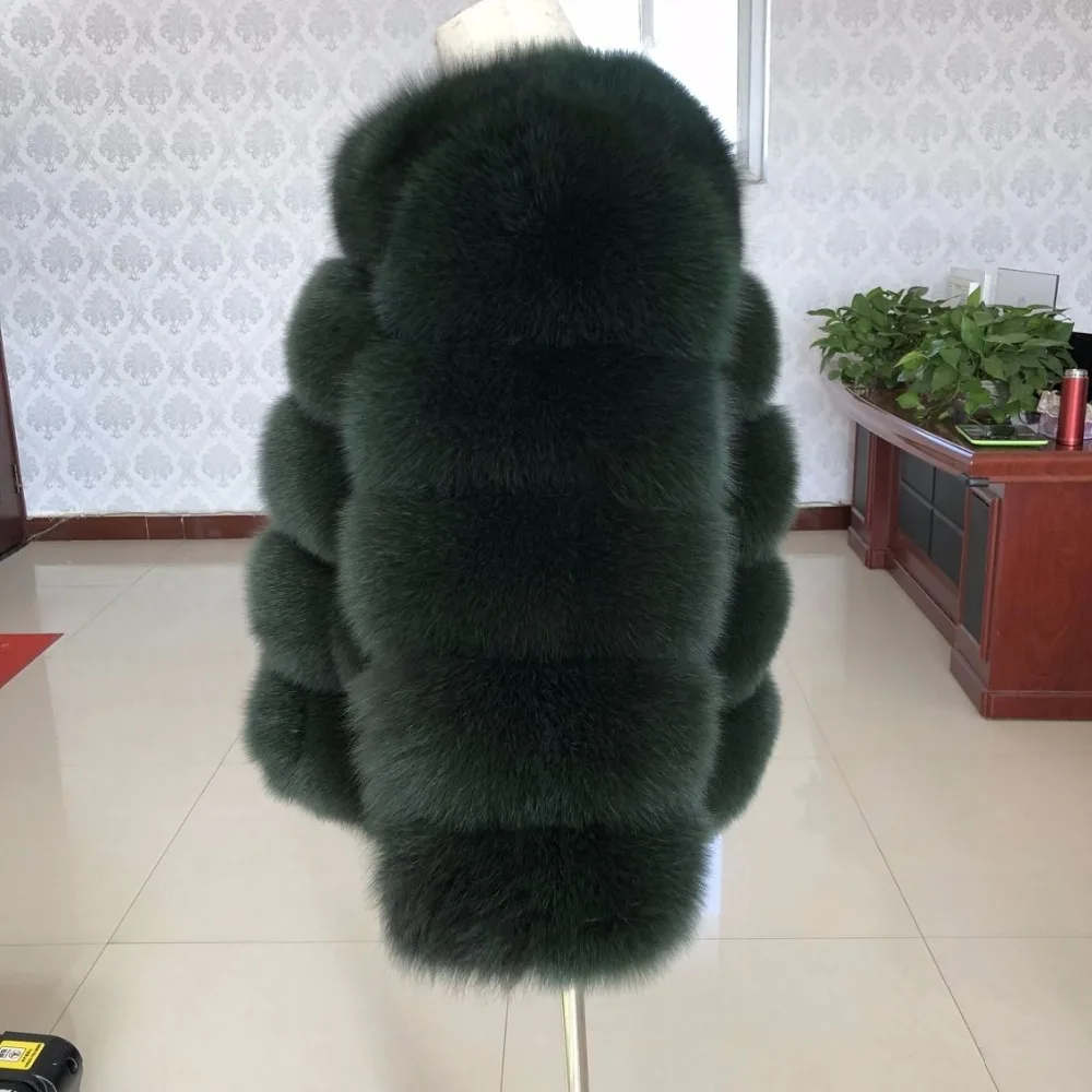 Шуба женская из натурального Лисьего меха зимняя короткая | Женская одежда