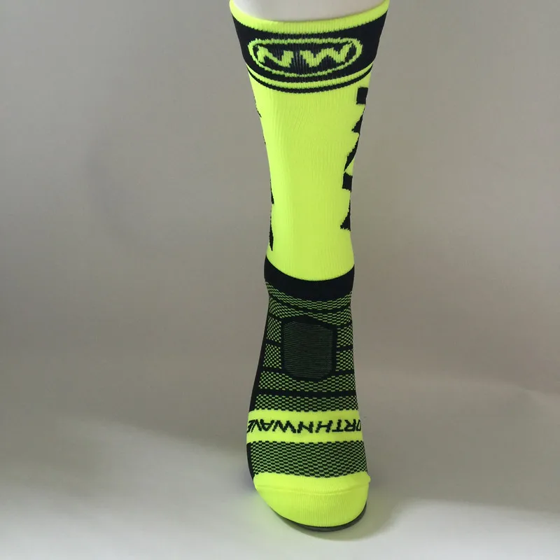 Высококачественные профессиональные велосипедные носки MTB для мужчин и женщин, велосипедные носки, дышащие носки для шоссейного велосипеда, носки для спорта на открытом воздухе, гоночные носки