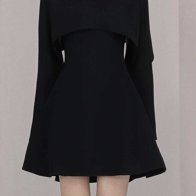 Женский костюм-двойка Max Spri черное ТРАПЕЦИЕВИДНОЕ мини-платье без рукавов с