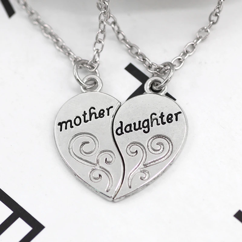 Рука Штампованные Мать Дочь Charm Choker Ожерелье 2 шт./компл. Резные Разбитое Сердце Ожерелье Для Мамы Мама матери День подарок