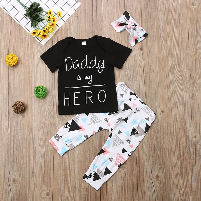 Daddy is hero/лето г.; Модный комплект одежды для маленьких мальчиков; одежда для малышей; черный костюм с короткими рукавами и надписью