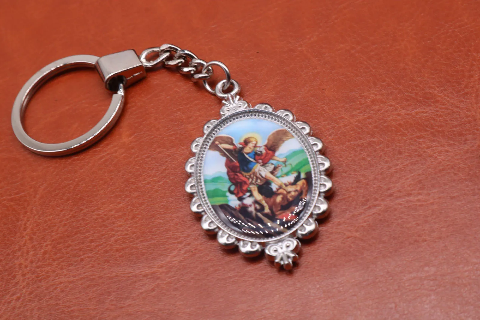 A variety of pictures can be used to select the key chain charismatic Catholic religious sage Mary Jesus Keycha | Украшения и