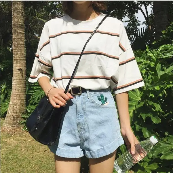 Белый Женские футболки, топы, японские Kawaii, для девушек, Ulzzang, винтажная широкая футболка в полоску, Женская Корейская одежда Harajuku для женщин - Цвет: Белый