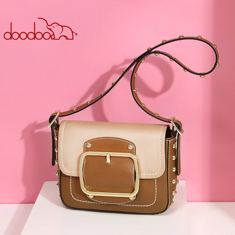 

2018 new women panelled two colors fashion flap shoulder cross body bags 2 straps with rivet and big button D7665