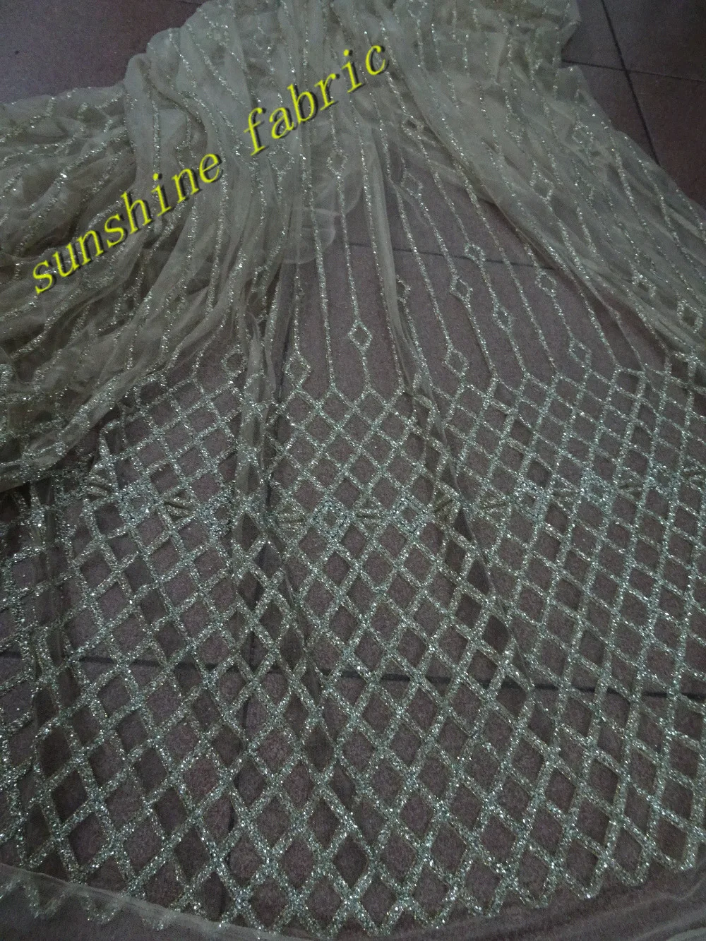 

ZH1842086 Высококачественная африканская Тюлевая Кружевная Ткань 5 ярдов с блестками кружевная ткань