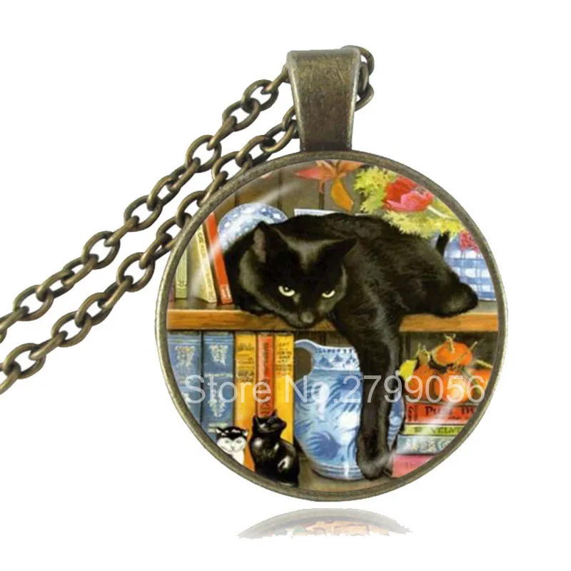 Черный кот в книжной полке фото ожерелье кулон виде животного котенок ювелирные