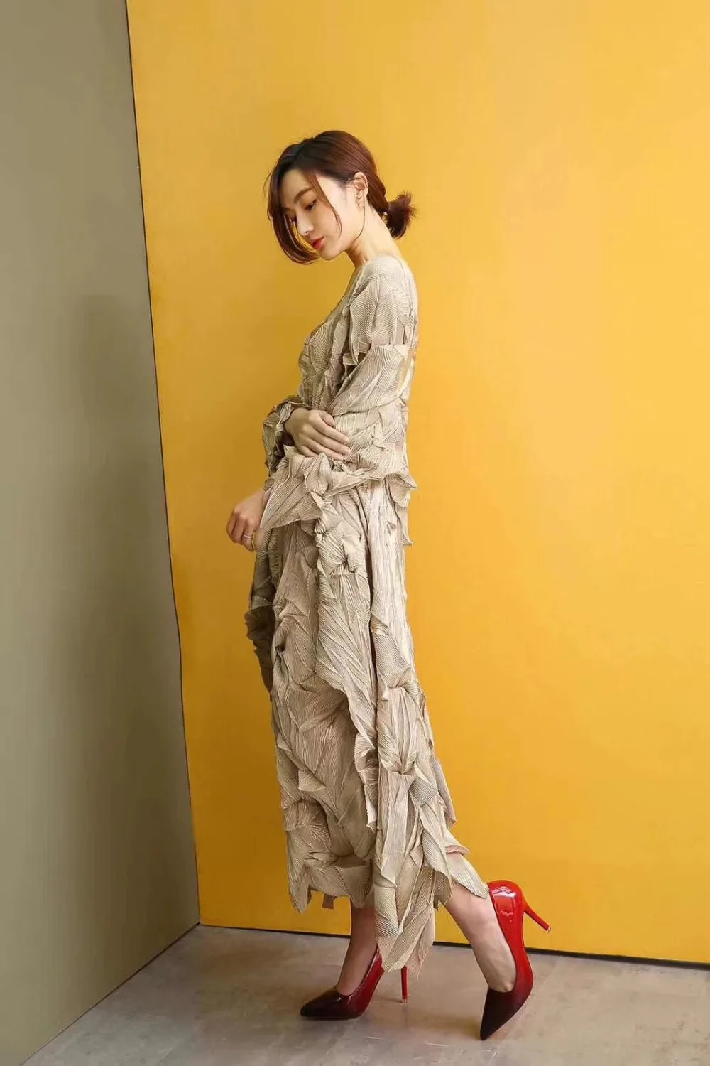 Miyake fold осенний комплект из двух предметов, плиссированная ветровка с длинными рукавами+ большое свободное платье с короткими рукавами