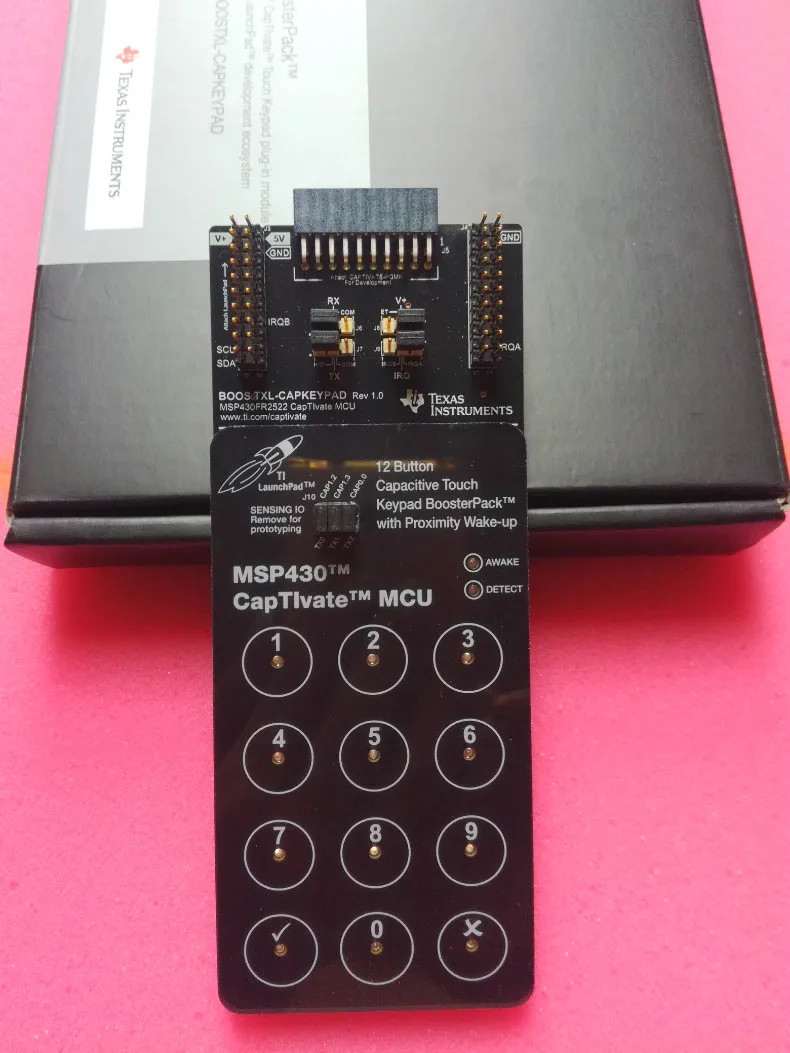 

Теперь BOOSTXL-CAPKEYPAD MSP430 пленить Комплект для сенсорной клавиатуры