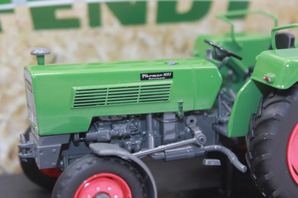 Uh-5276 1:32 Fendt Farmer 105S турбоматик 2 WD игрушка