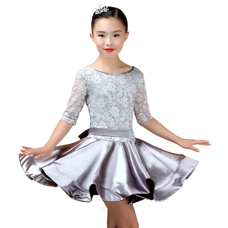Детское платье для латинских танцев кружевное средней длины с длинными рукавами