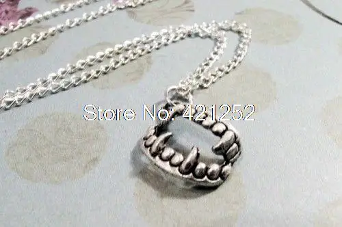 12pcs/lot Vampire Teeth Necklace Fangs Mouth Goth Silver Twilight True Blood | Украшения и аксессуары
