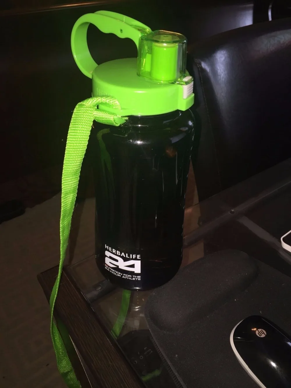 Новая питательная бутылка Herbalife 2 шт встряхивание для воды 2L черный зеленый с