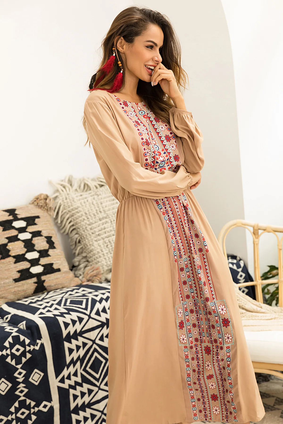 Женское длинное платье туника элегантное винтажное макси с принтом длинным