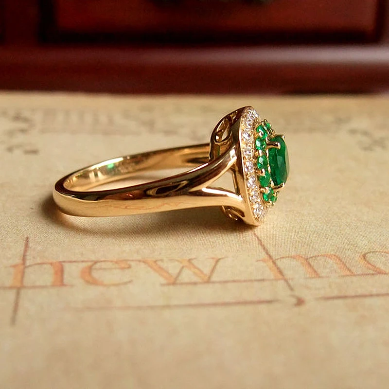 Кольцо из 18-каратного желтого золота 1 1ct кольцо моисанита и зеленого изумруда