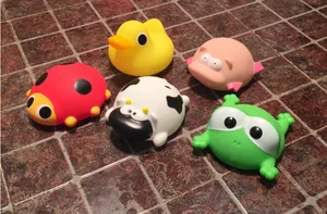 5 шт.Детские игрушки для ванной, мягкие резиновые плавающие куклы для купания с распылителем воды, для детей ForgsPiggyБожья коровкакороваутки