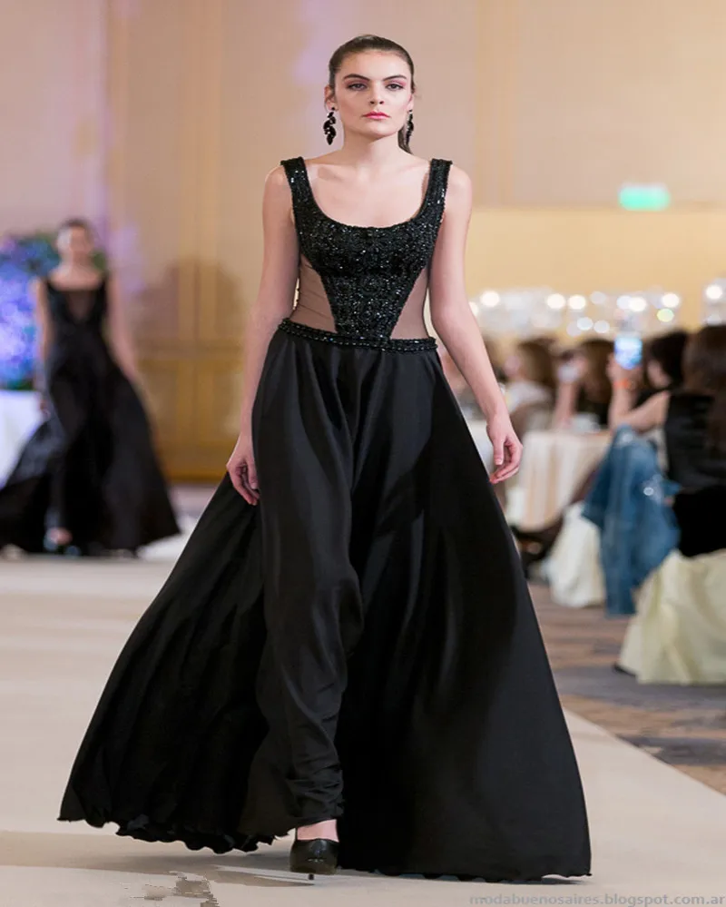 Халат Де Вечер Черный Пром Платья 2017 Scoop Шеи Танк Бисероплетение Роскошный Атлас Высокое Качество A Line