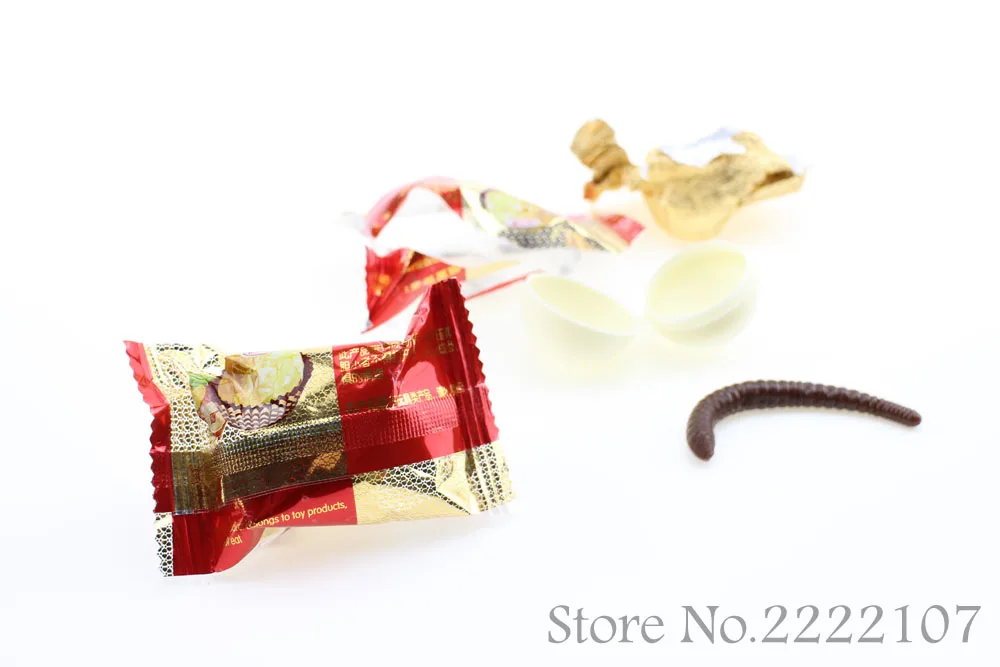 Реквизит ко Дню дурака целая игрушка страшная имитация конфеты со страшными