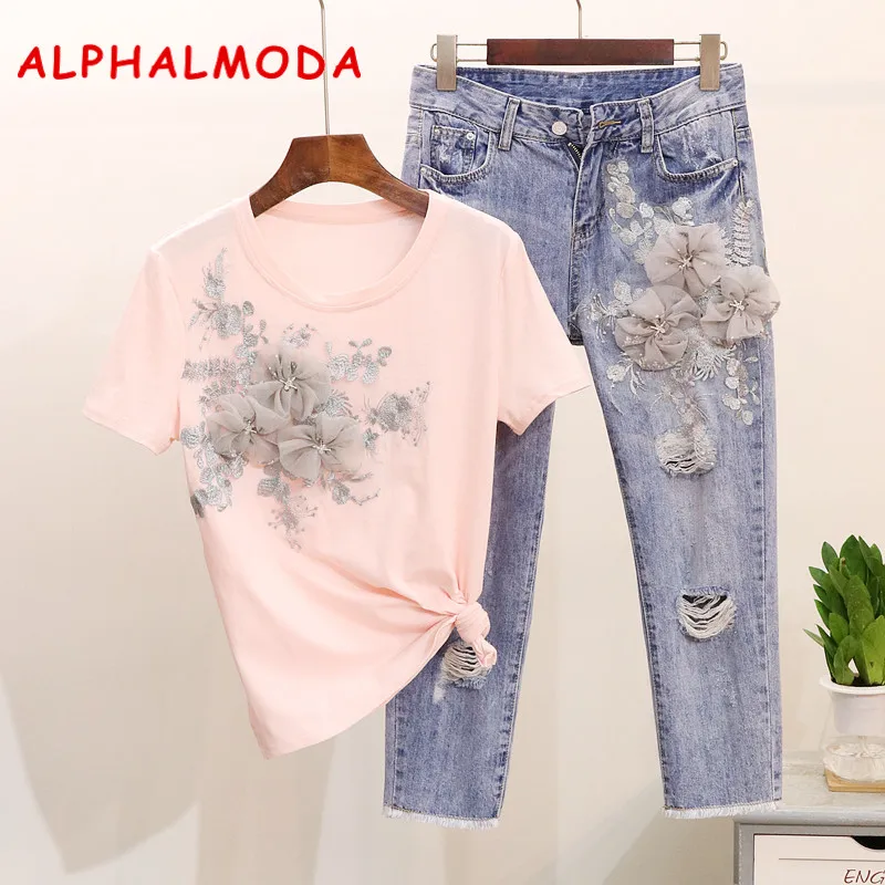 Женский костюм с вышивкой ALPHALMODA футболка цветочной + джинсы комплект из 2