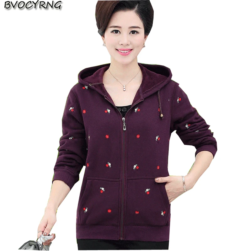 Женская осенне зимняя куртка с капюшоном приталенная длинными рукавами для