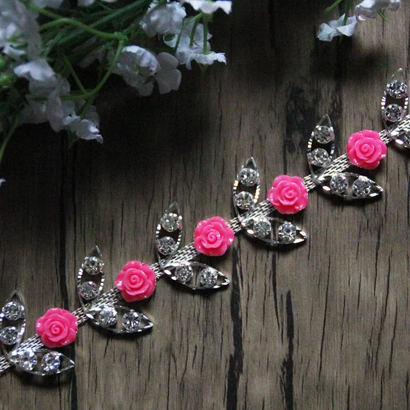 

Free Shipping 2 yards/lot 17 colors Silver Crystal Rhinestone Chain wtih Resin Flowers,Bridal Applique For Wedding LSFRT711
