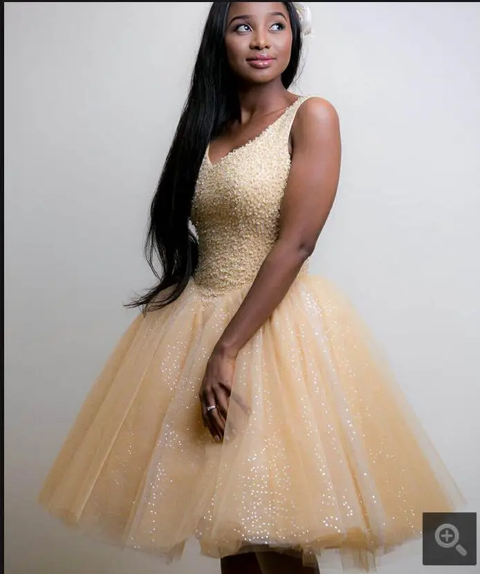 2017 Новый дизайн шампанского с v-образным вырезом Короткое шикарное платье для